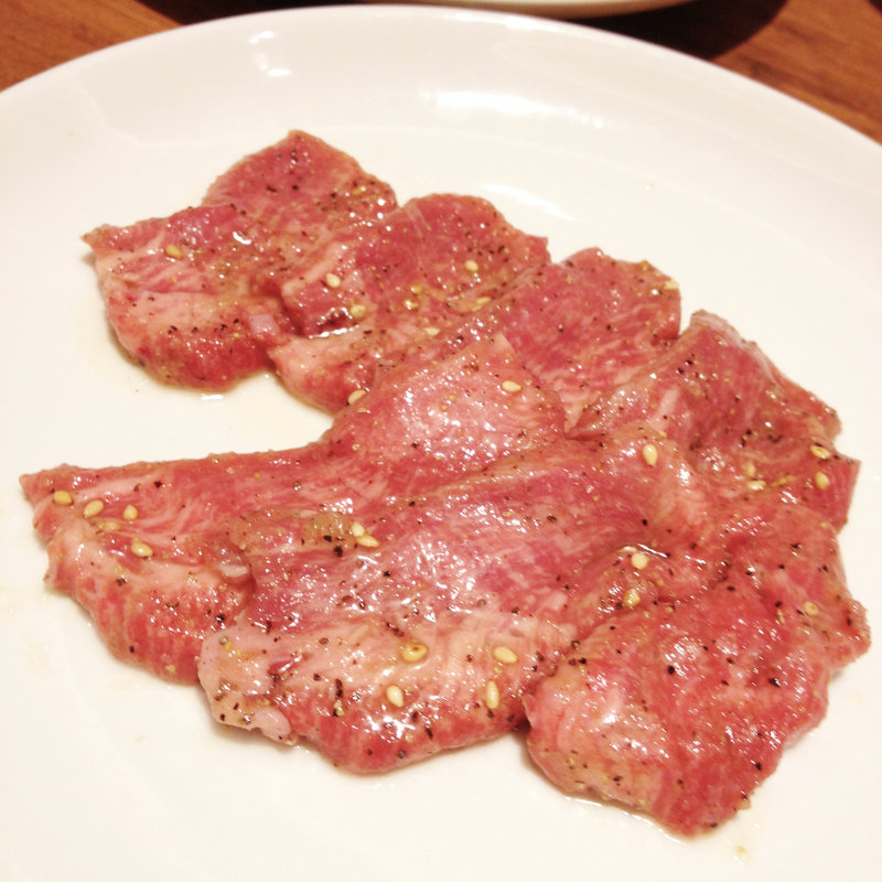 名物“生”タン塩(焼肉トラジ 豊洲店)