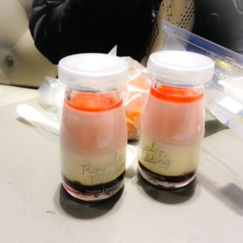 Strawberry Royal Pudding(Paris Baguette)