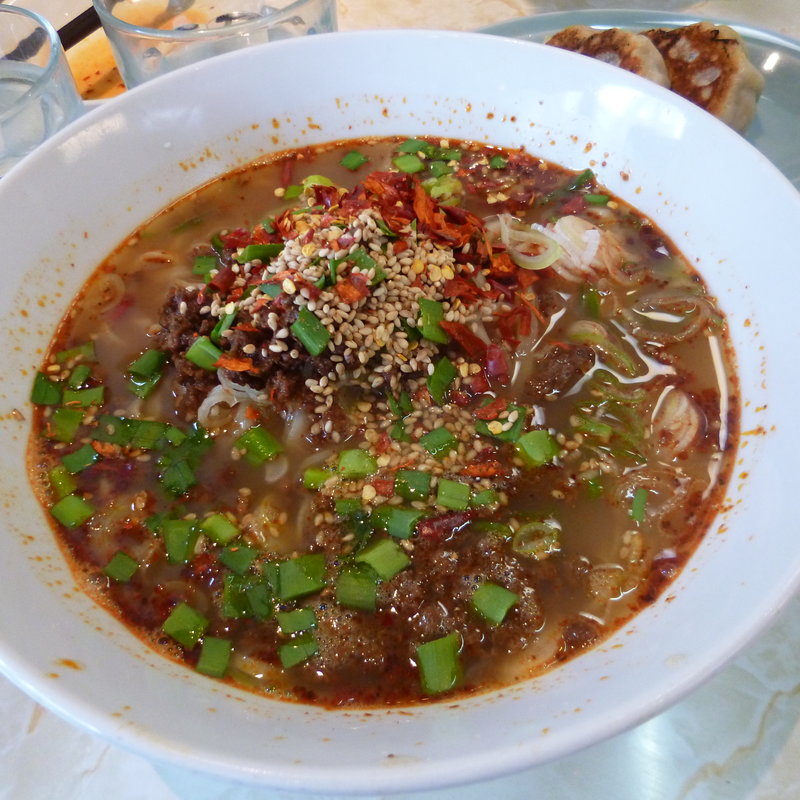 紅大陸担々麺