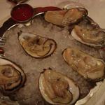 Fresh oysters (Sparks stake house)