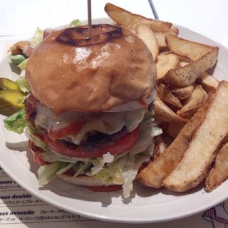 ブルーチーズバーガー(S.B.DINER-KOBE （エスビーダイナー コウベ）)