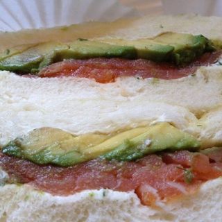 Salmon avocado sandwich(Paris Baguette)