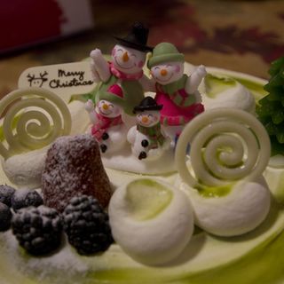 Christmas cake(Paris Baguette)