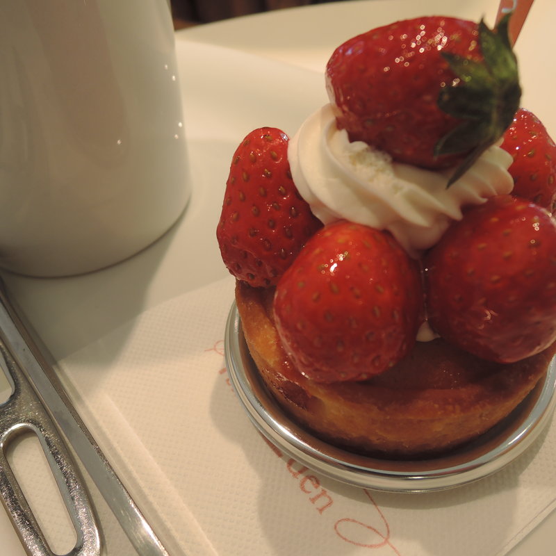 ベリータルト(パティスリー プティエデン)