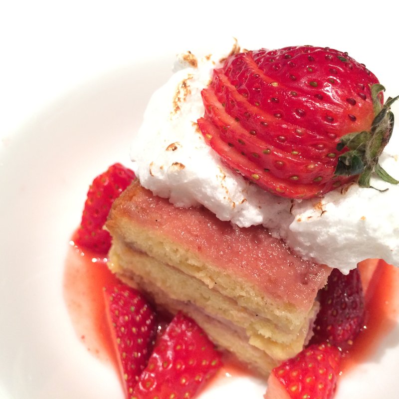 苺のズッパイングレーゼ(Caffe Classica)