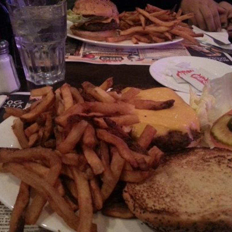 Cheeseburger(DALLAS BBQ)