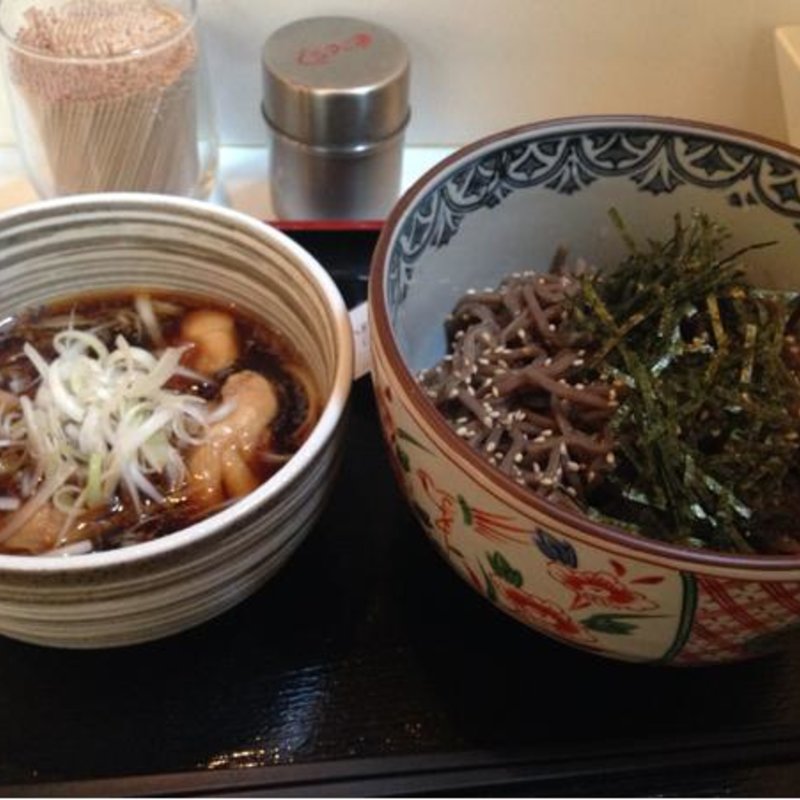 肉そば(蕎麦切り　ごうめん。 )