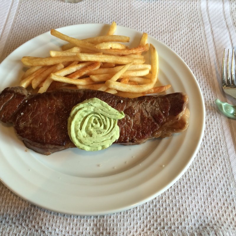 ステーキランチ(ビストロ　プティポワ （BISTRO LE PETIT POIS）)