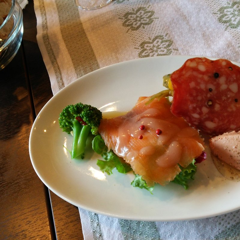 オードブル(ビストロ　プティポワ （BISTRO LE PETIT POIS）)