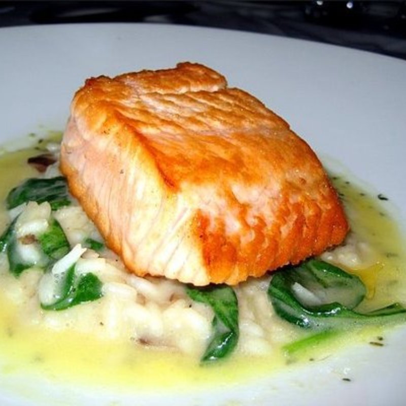 Grilled Scottish Salmon(Blue Water Grill)