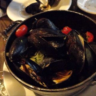 Mussels (Landmarc Restaurant)