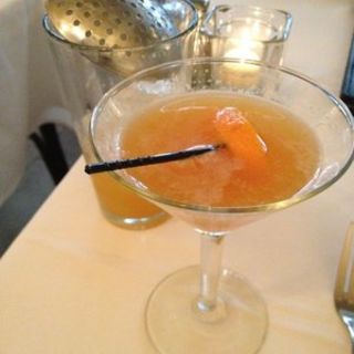 Passionfruit Cosmo(Blue Water Grill)
