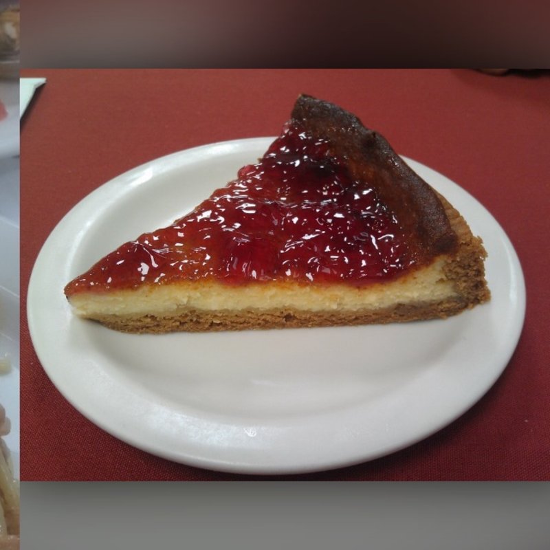 Berry Cheesecake(Eatalian Cafe)