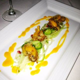 Tempura Oyster Salad(Blue Water Grill)
