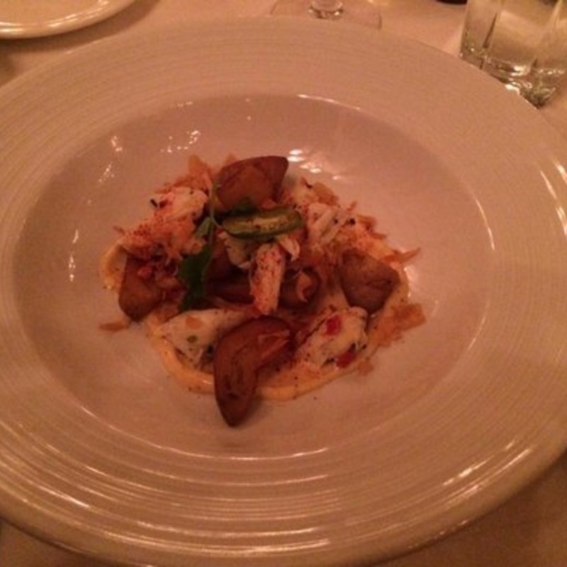 Jumbo lump crab salad(Blue Water Grill)