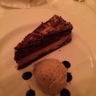 Chocolate mousse cake(Blue Water Grill)