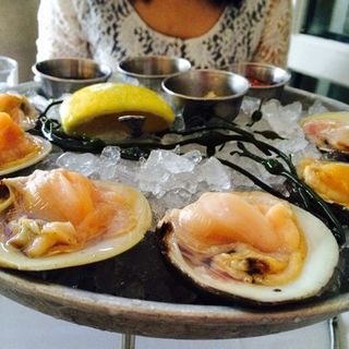 cherrystones clams‘‘(Blue Water Grill)