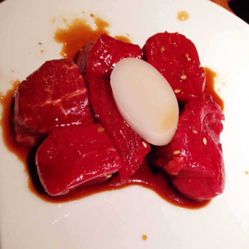 名物ヒレカク(焼肉トラジ 豊洲店)