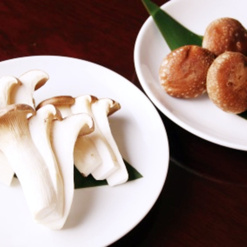 エリンギ焼(焼肉トラジ 豊洲店)