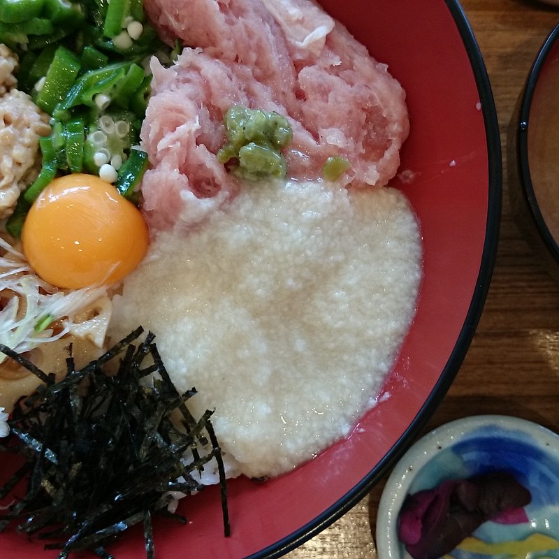 ねぎ鮪とおくら納豆のネバとろ丼(ナチュラルキッチン イオンモールりんくう泉南 （Natural Kitchen）)