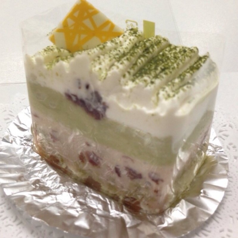 Green tea Cake(Bonjour French Pastry)