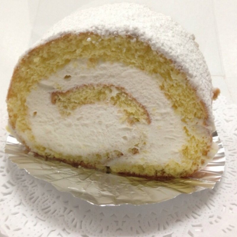 Shiraki Roll(Bonjour French Pastry)