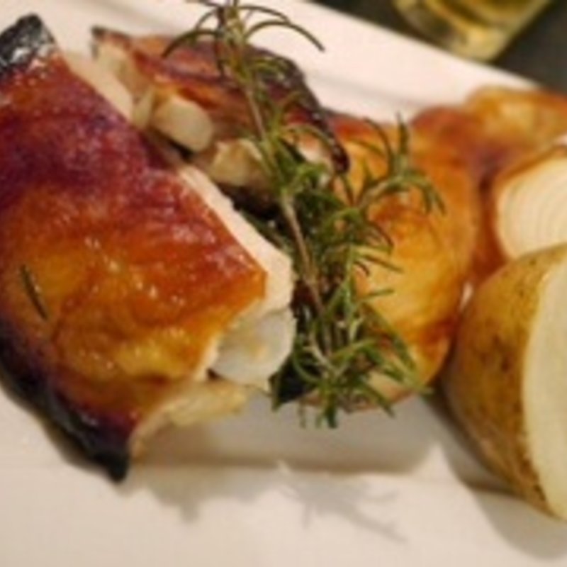 ローズマリーのチキン(モモヤン)