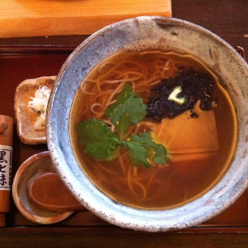 南高梅と磯の香そば(蕎麦きり　彦衛門)