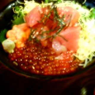 海鮮丼(魚河岸 丸天 魚河岸店)