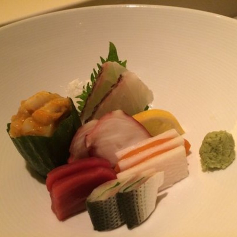 お刺身(one or eight)