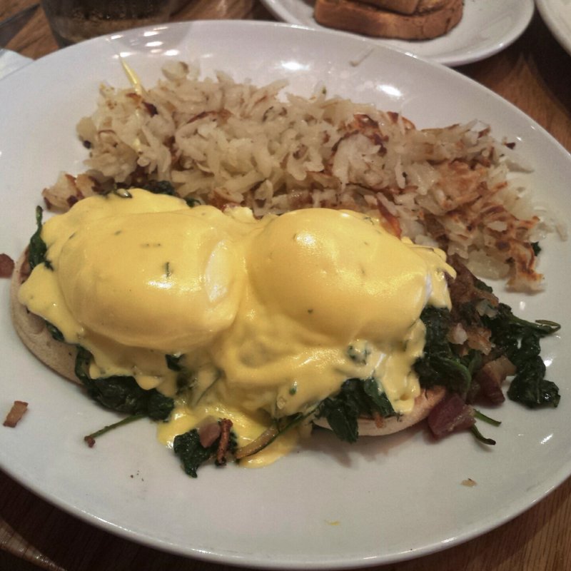 Florence Benedict(Wildberry Pancakes and Cafe)