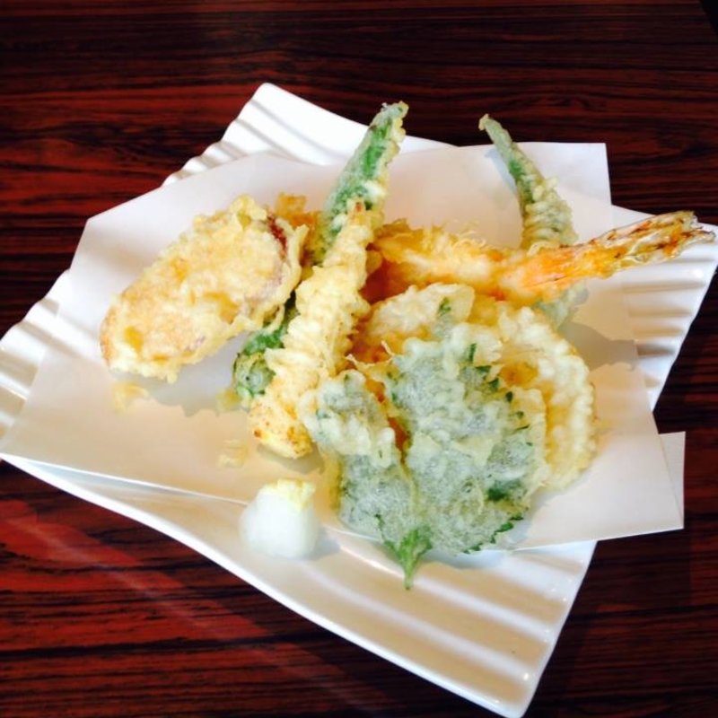 天ぷら盛合せ(手打蕎麦 加寿屋)