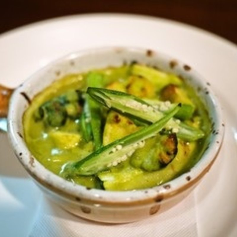 サザエのエシャロットバターココット焼き(リ・オーノ)