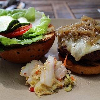 Big Island Cheese Burger(Monkeypod Kitchen at Ko Olina)