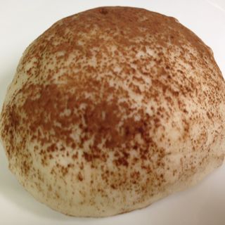 ヨーグルトの白パン　チョコ(天然酵母パン mint)
