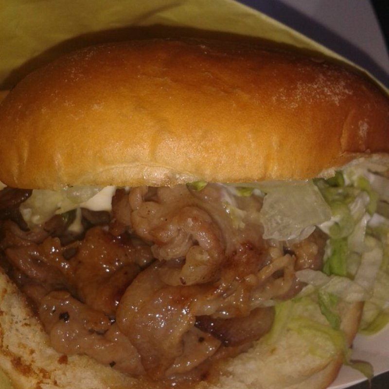 Porky Boy Sandwich(King's Hawaiian The local Place)