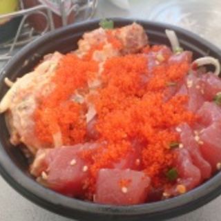 ポキ丼(Nico's Pier38)