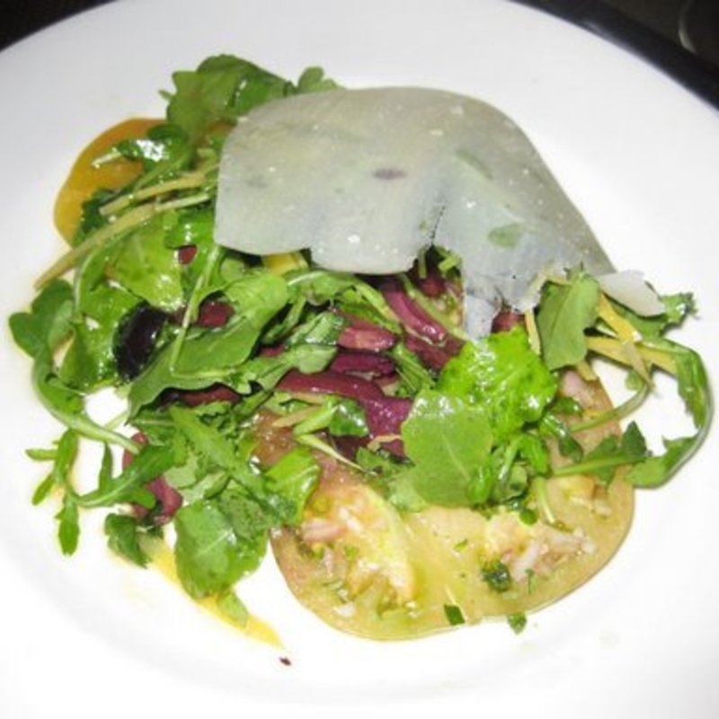 Heirloom Tomato Salad(Blue Fin)