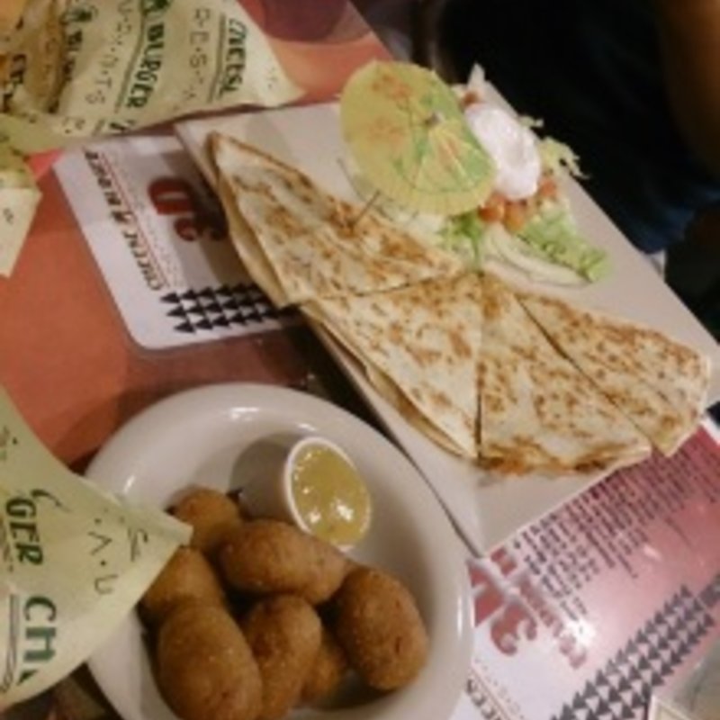 ケサディラ(Cheeseburger Beachwalk)