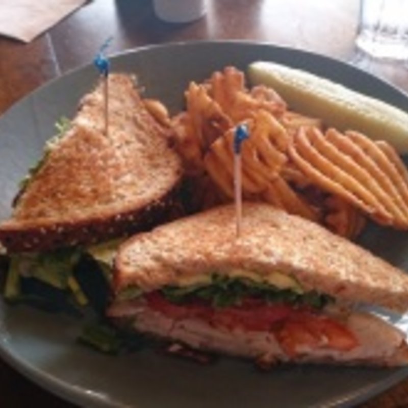 BLTサンドウィッチ(Tiki's Grill )