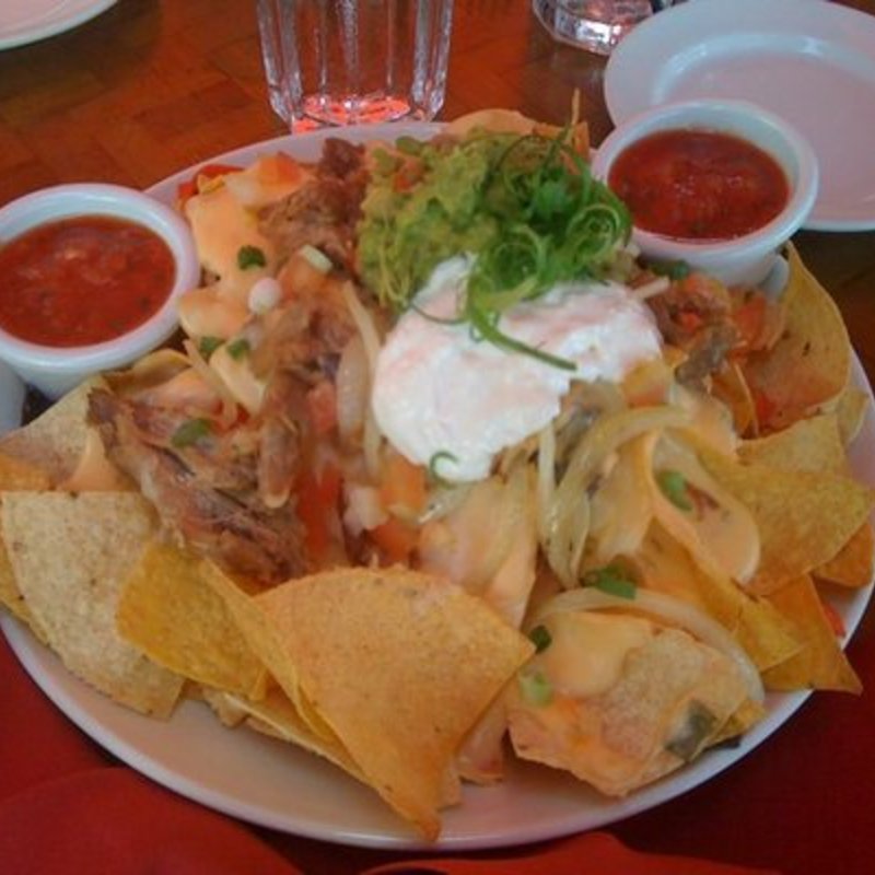 カルーアポークナチョス(Tiki's Grill )