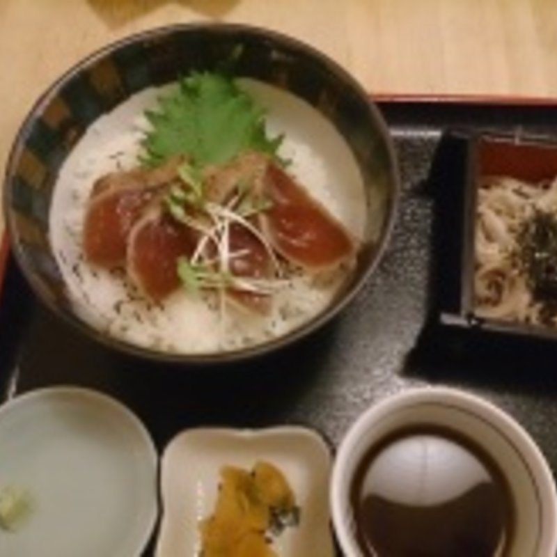 マグロ漬け丼セット(I-NABA)