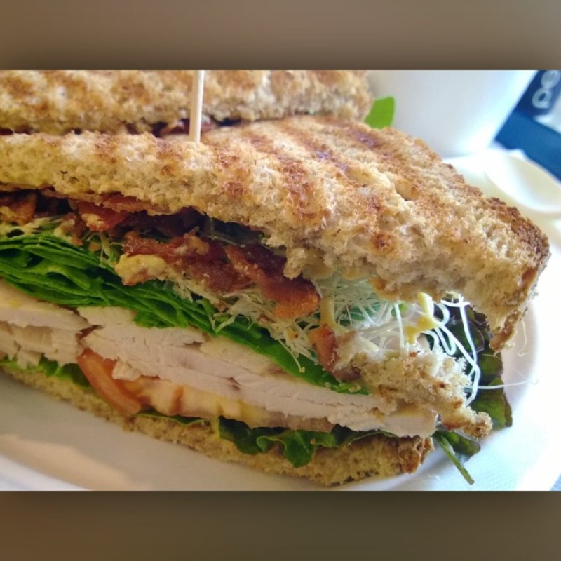 Torrance Turky Club Sandwich(Torrance Bekery)