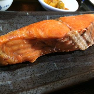 塩鮭定食(鉄板焼き 璃珠)