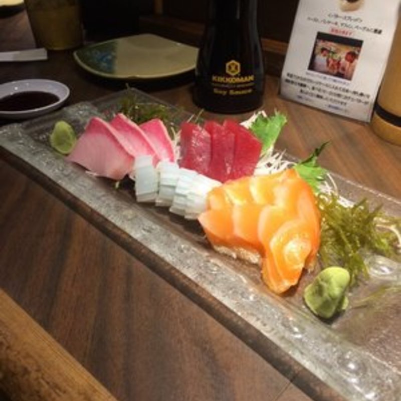 刺身盛り合わせ(Izakaya Tako-No-Ki)