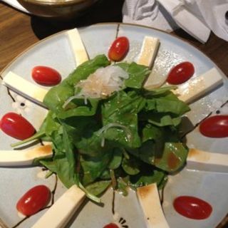 ほうれんそうと豆腐のサラダ(Izakaya Tako-No-Ki)