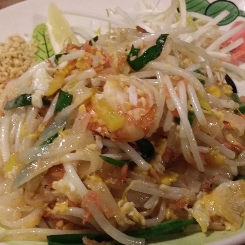 パッタイ(熱帯食堂 （ネッタイショクドウ）)