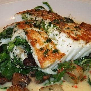 halibut entree(Blue Fin)