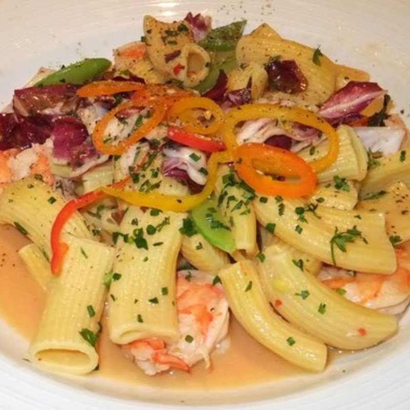Pasta with shrimp entree(Blue Fin)