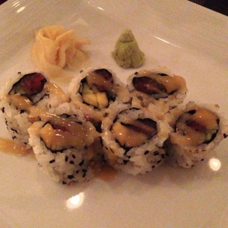 Yuzu miso yellowfin tuna roll(Blue Fin)